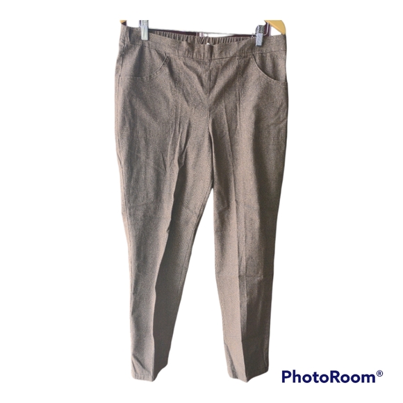 NWOT Realsize Women's Stretch Pull On Pants with Pockets - Picture 5 of 8